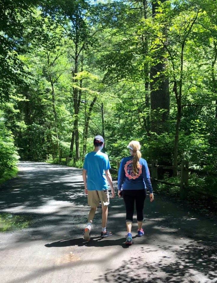 F5C70808-3734-4638-83E3-E89E57AE358E